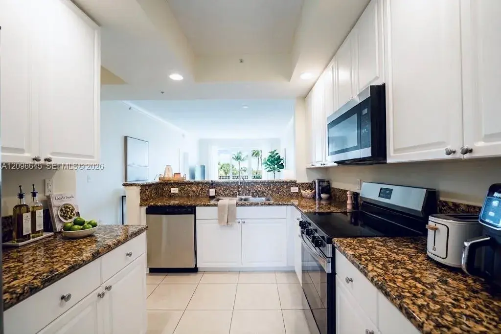 2 bedroom 2 bath Residential for sale at 26 Royal Palm Way # 304, Boca Raton FL 33432