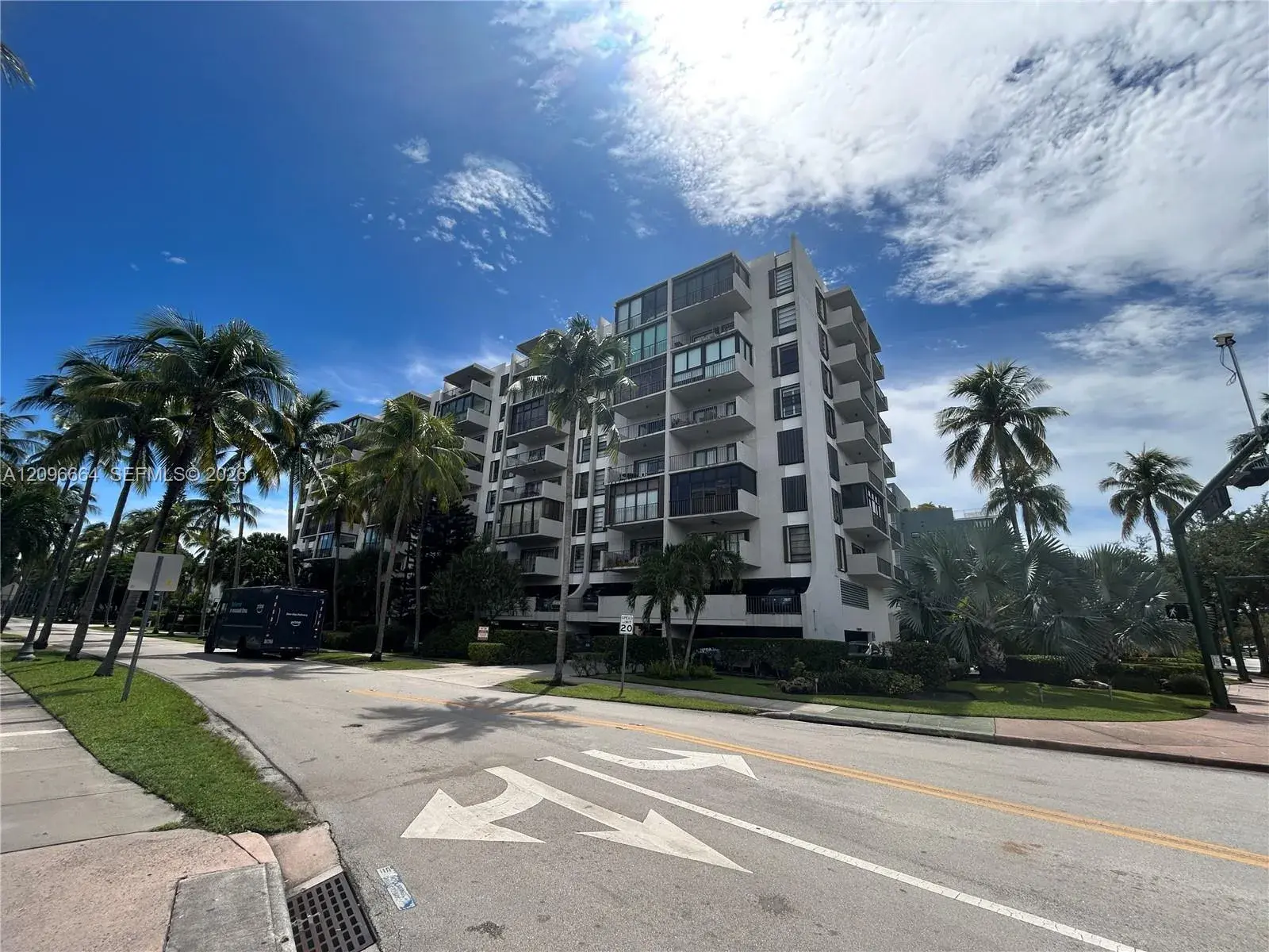 575 Crandon Blvd # 911, Key Biscayne FL 33149