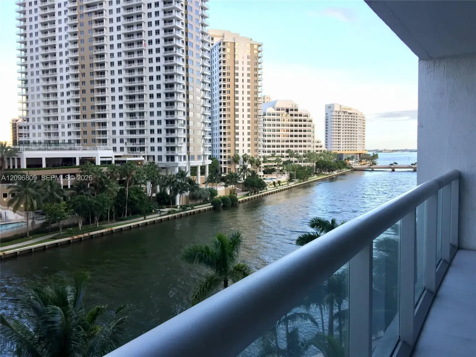 465 Brickell Ave # 617, Miami FL 33131