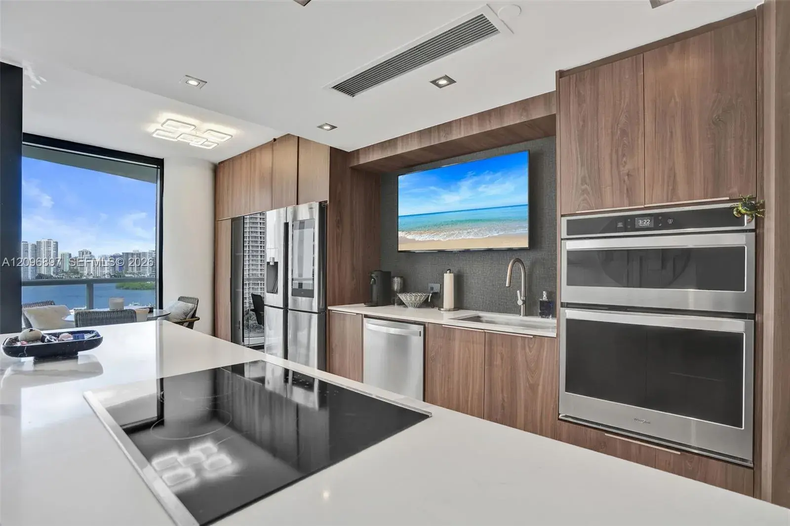 1 bedroom 1 bath Residential for sale at 4000 Island Blvd # 1205, Aventura FL 33160