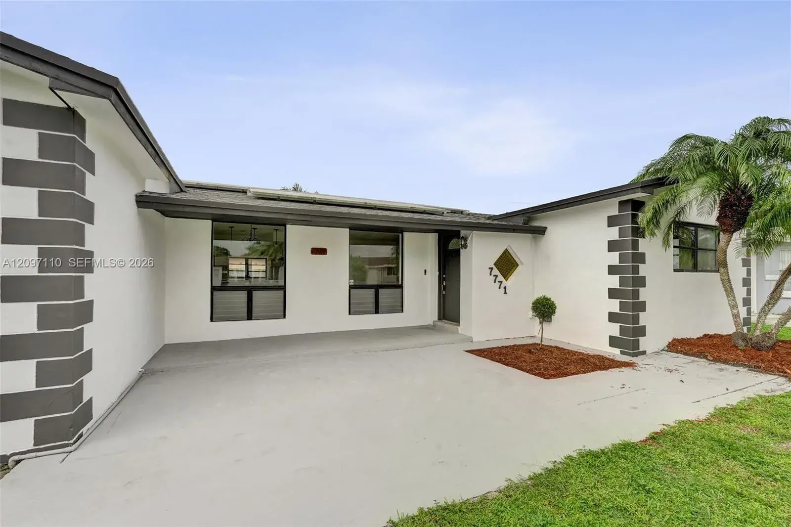 7771 Ramona St, Miramar FL 33023