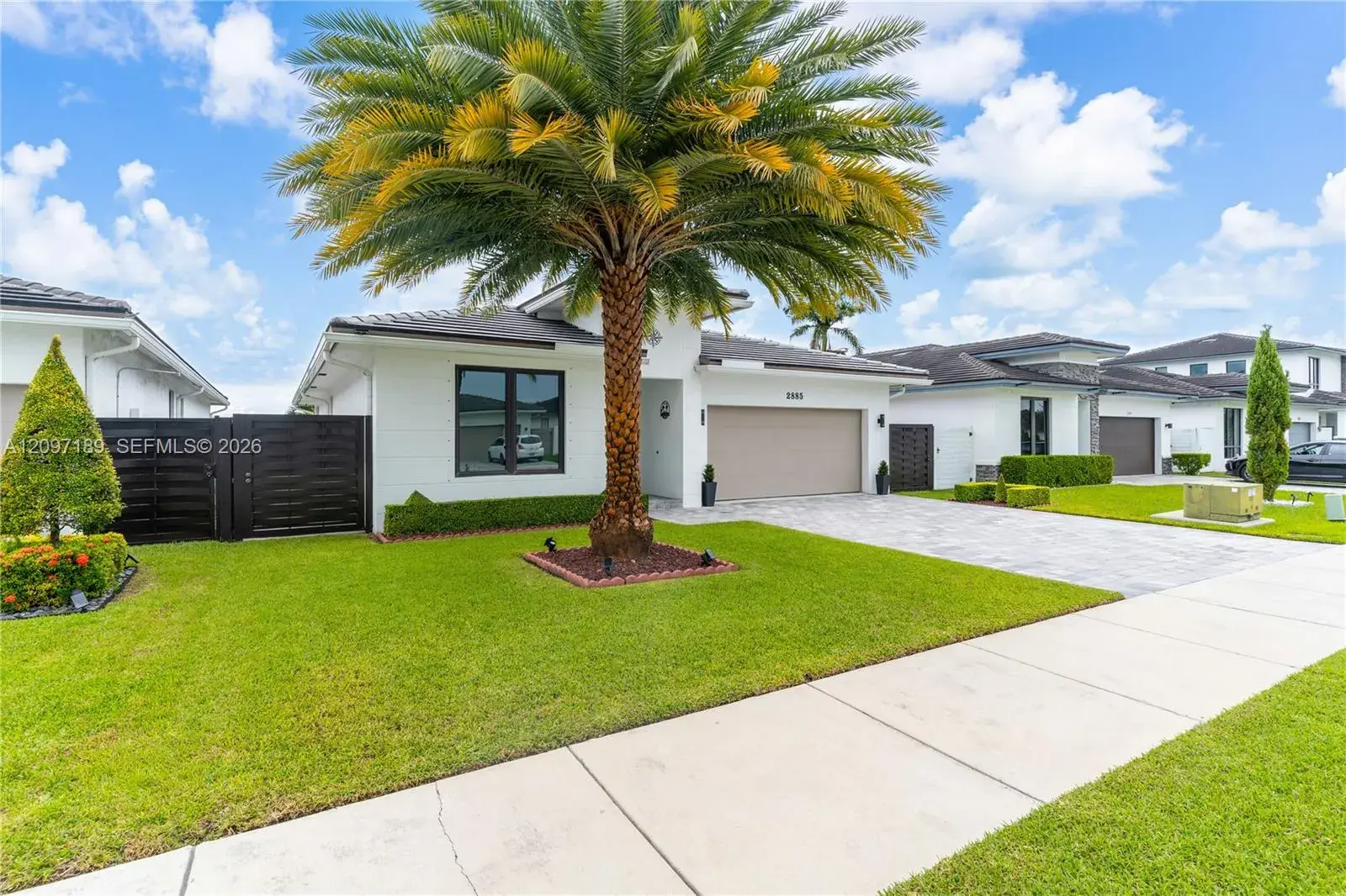 2885 SE 3rd St, Homestead FL 33033