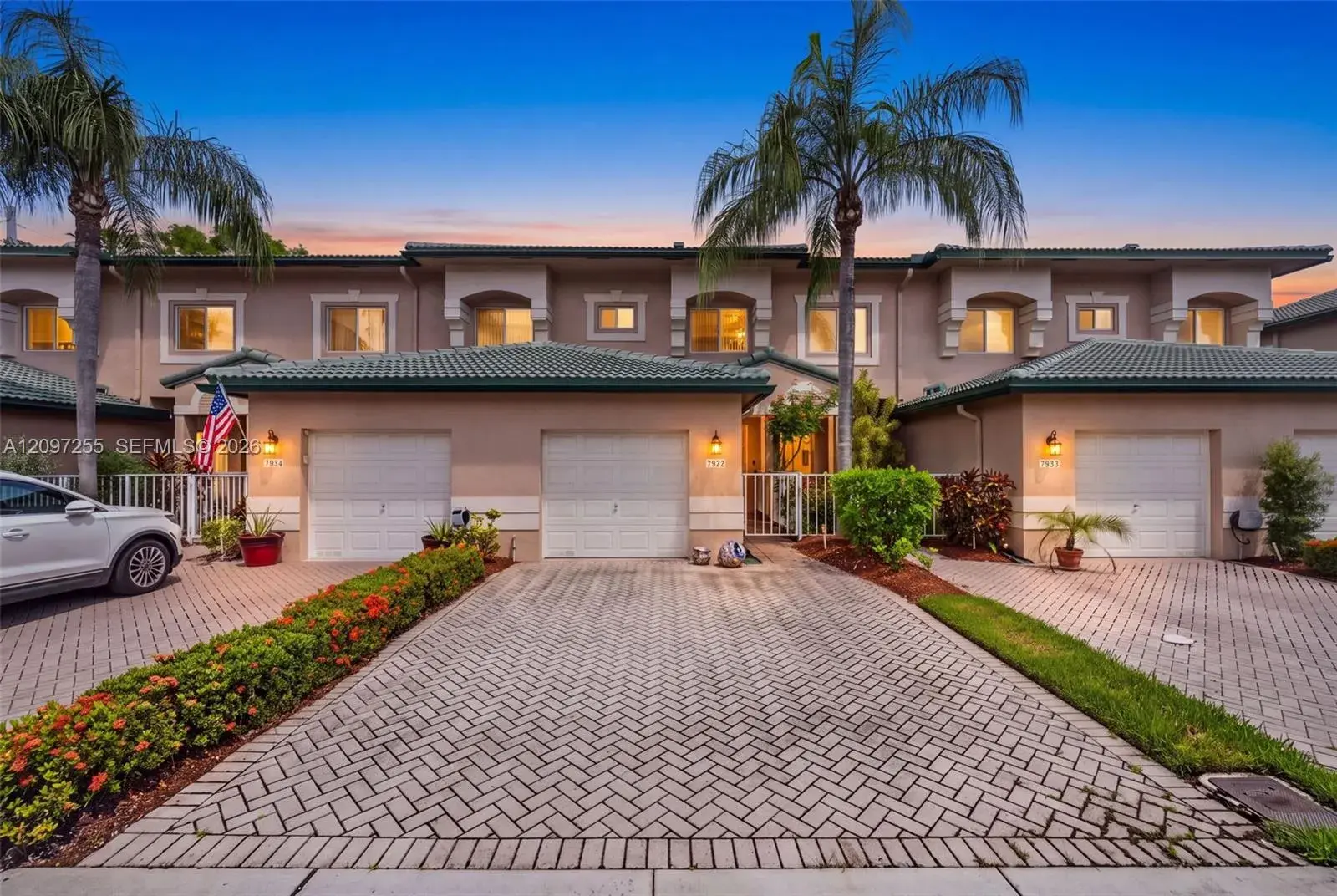 3 bedroom 2 bath Residential for sale at 7932 E Exeter Blvd E # 202, Tamarac FL 33321