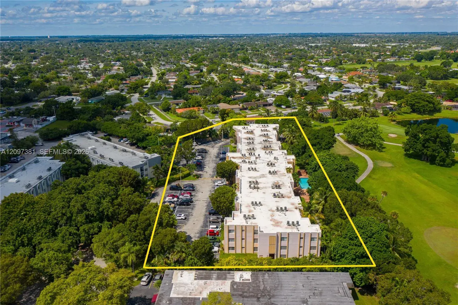 15888 SW 95th Ave # 218, Miami FL 33157