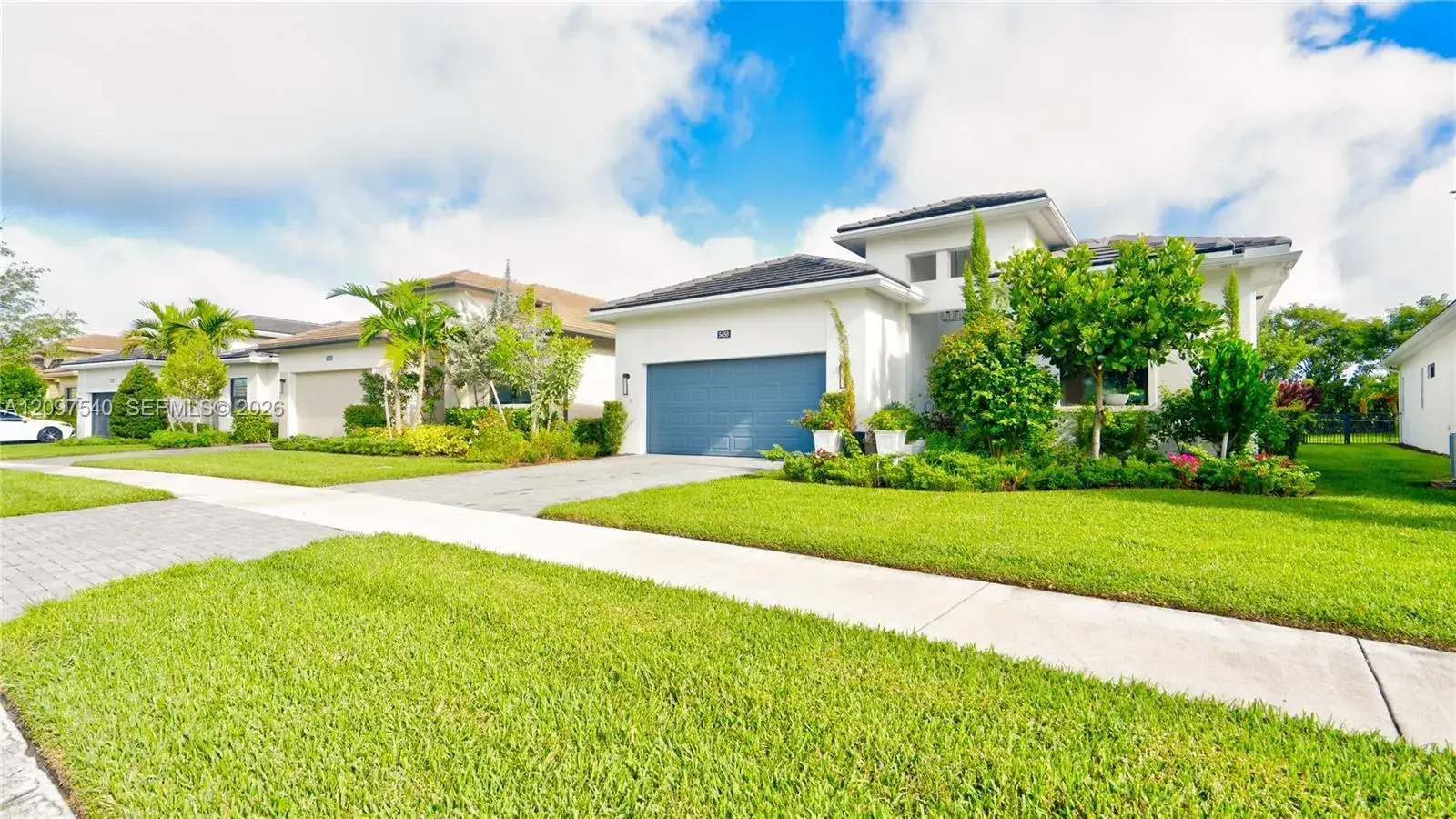 3 bedroom 3 bath Residential for sale at 5450 Saint Armands Way, Westlake FL 33470