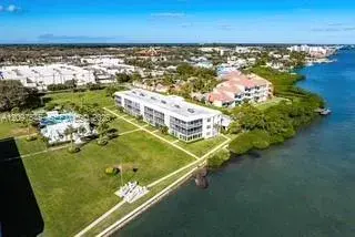 2 bedroom 2 bath Residential for sale at 100 Waterway Rd # A306, Tequesta FL 33469
