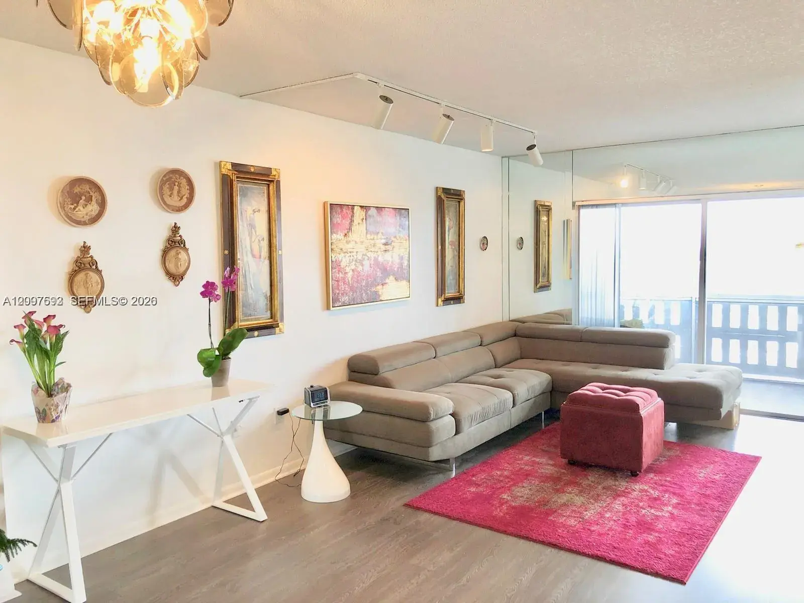 2 bedroom 2 bath Residential for sale at 4001 Hillcrest Dr, Hollywood FL 33021