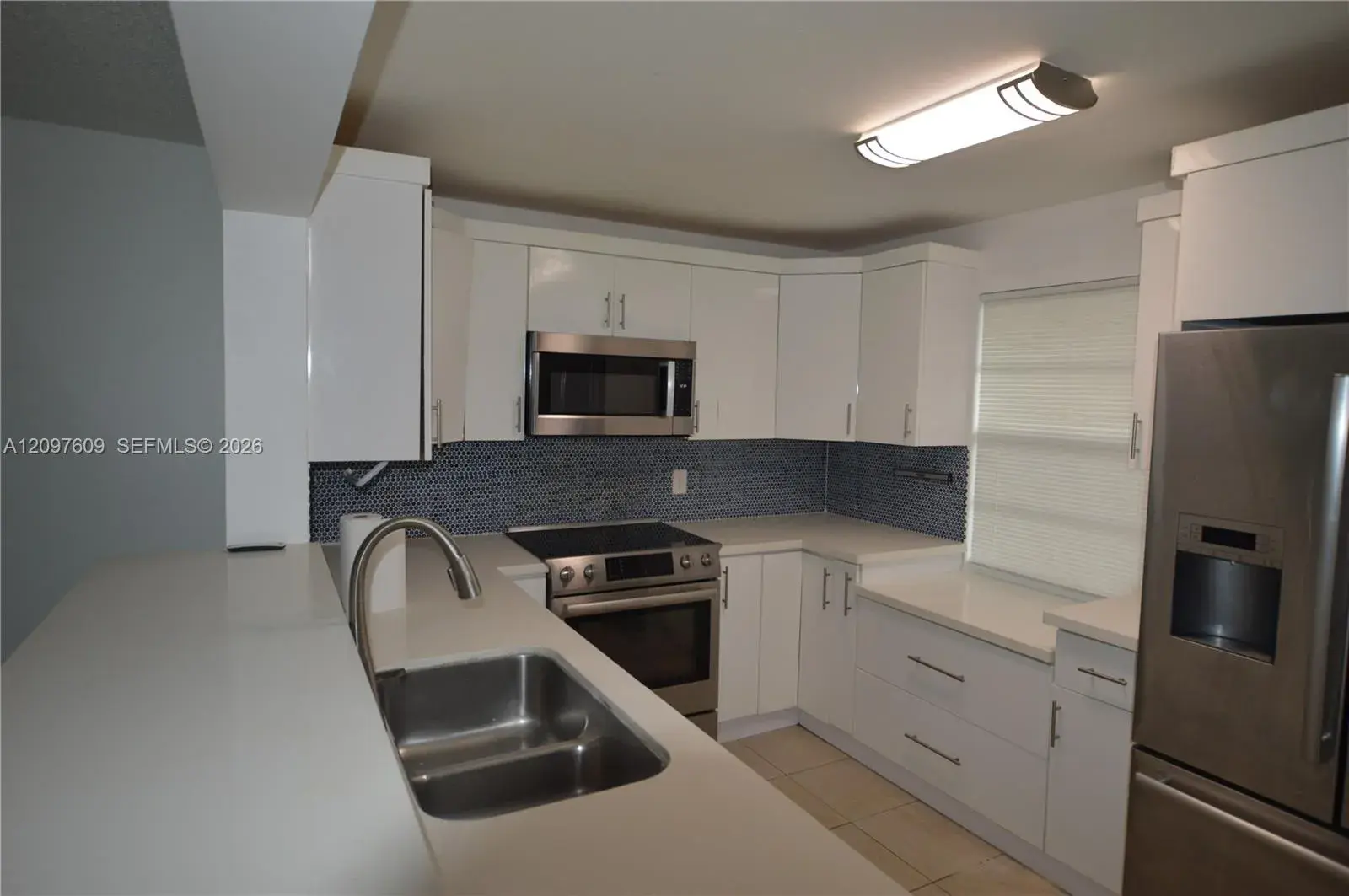 2 bedroom 2 bath Residential for sale at 425 SE 11th Ter # 403, Dania Beach FL 33004