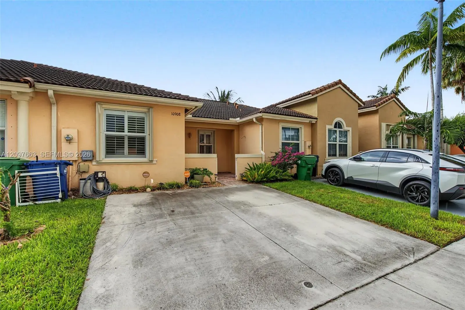 2 bedroom 2 bath Residential for sale at 10908 SW 236th Ter, Homestead FL 33032