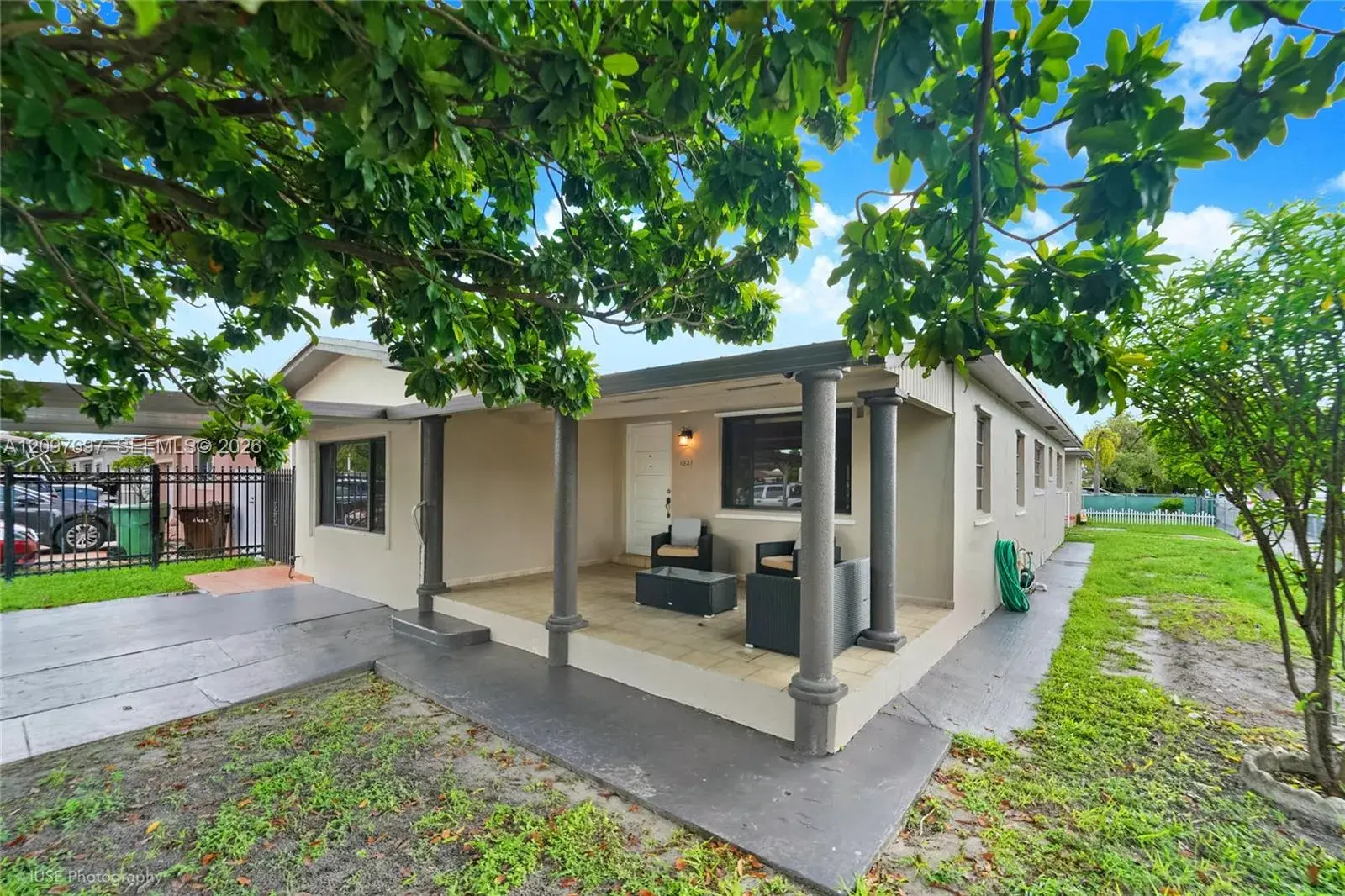 1321 W 2nd Ave, Hialeah FL 33010