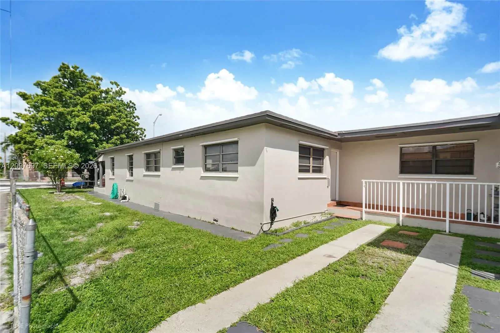 1321 W 2nd Ave, Hialeah FL 33010