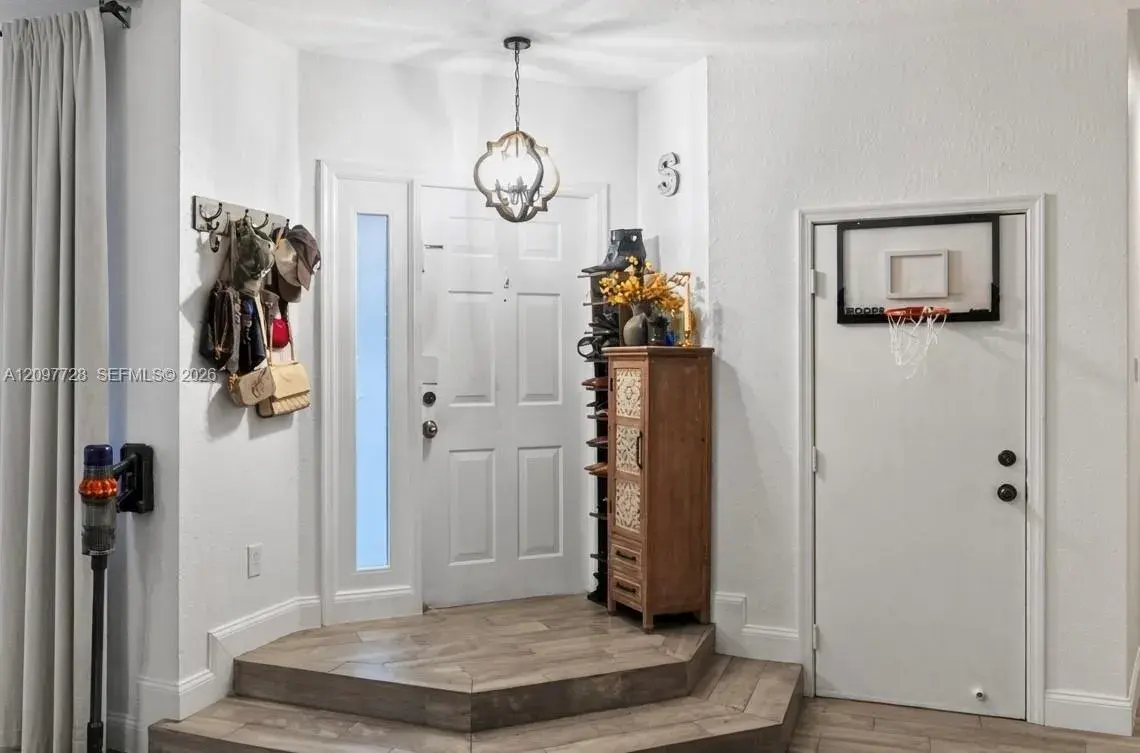 5402 W Queenship Ct, Green Acres FL 33463