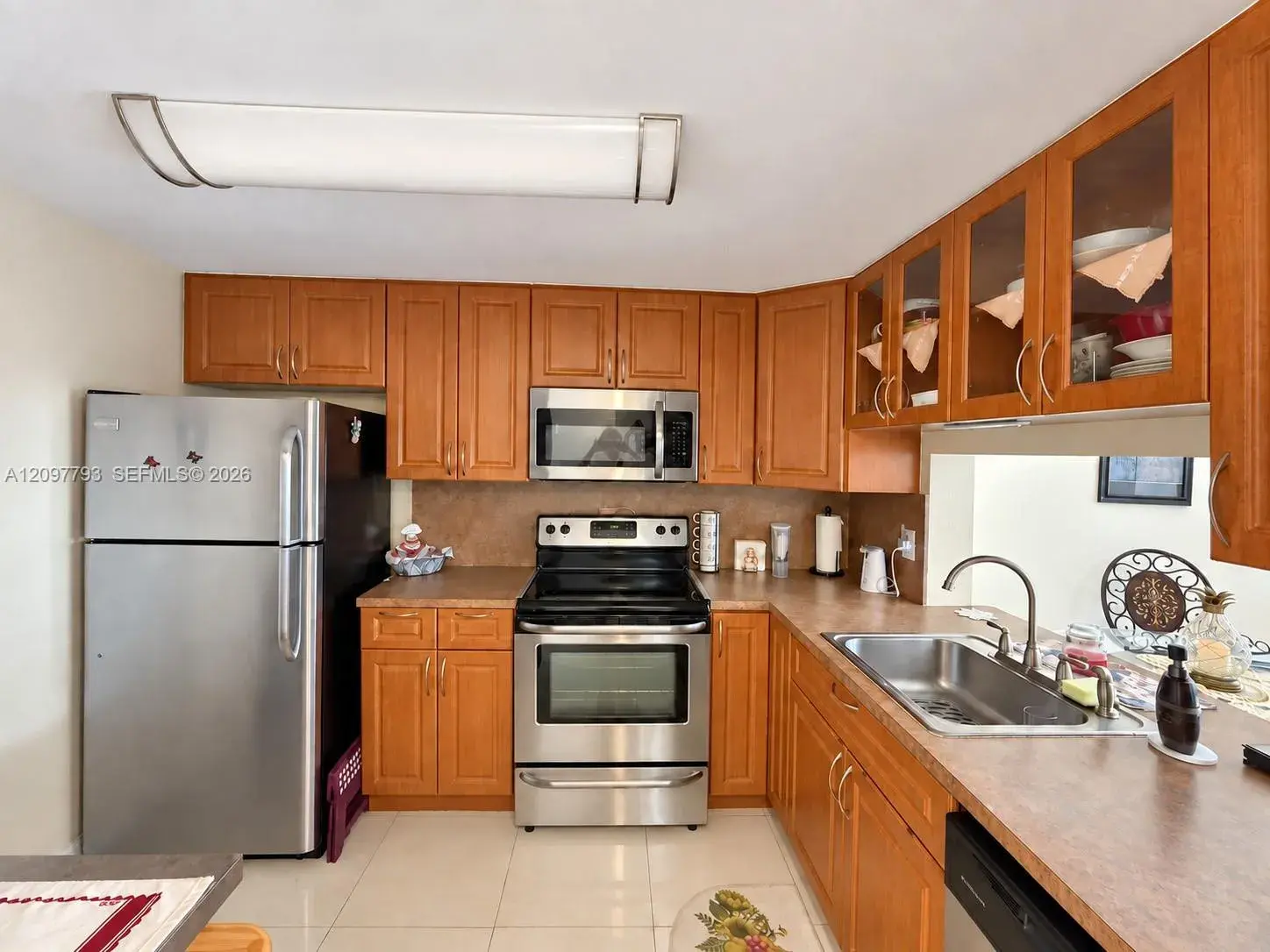 1 bedroom 1 bath Residential for sale at 20860 San Simeon Way # 6, Miami FL 33179