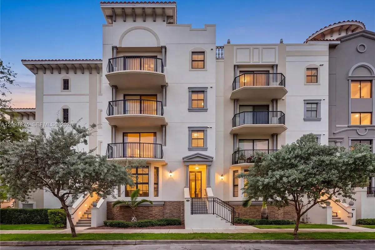 1650 Galiano St, Coral Gables FL 33134