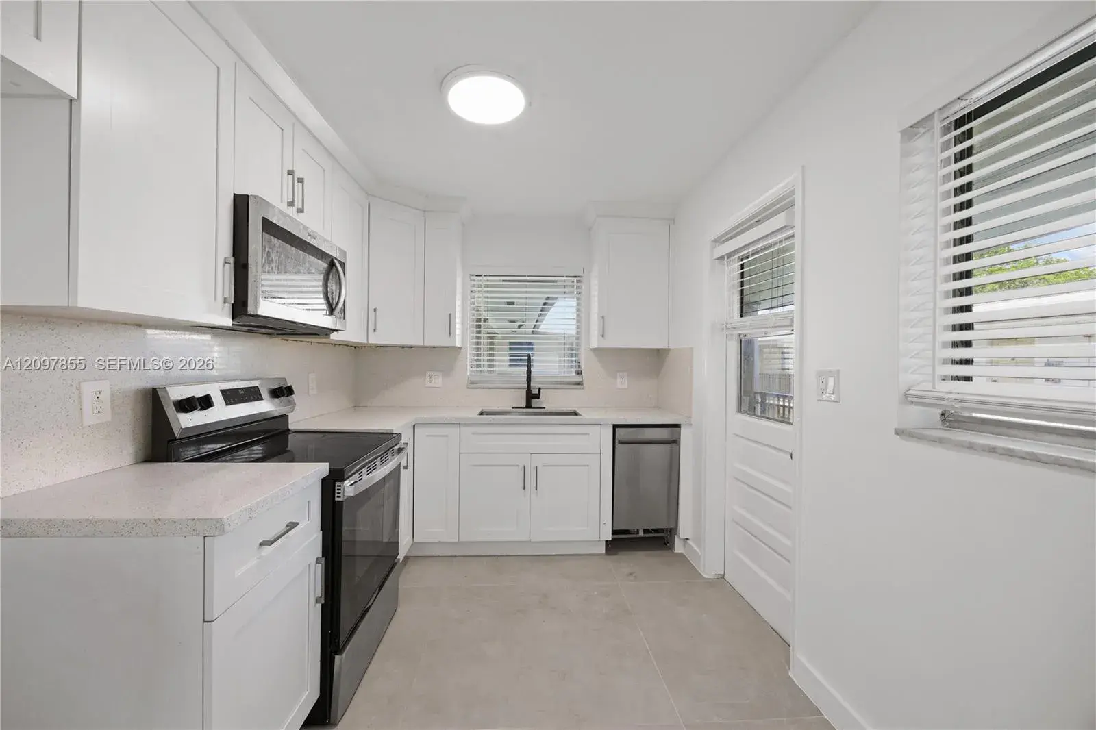 5141 Hollywood Blvd # 202, Hollywood FL 33021