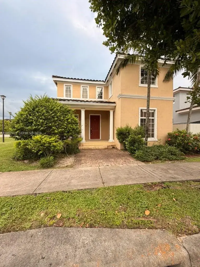 5 bedroom 3 bath Residential for sale at 14318 SW 275th Ln, Homestead FL 33032