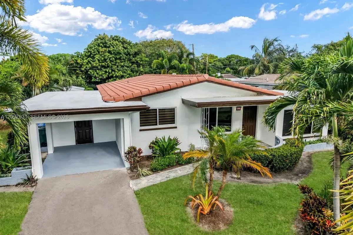 4734 NE 15th Way, Oakland Park FL 33334