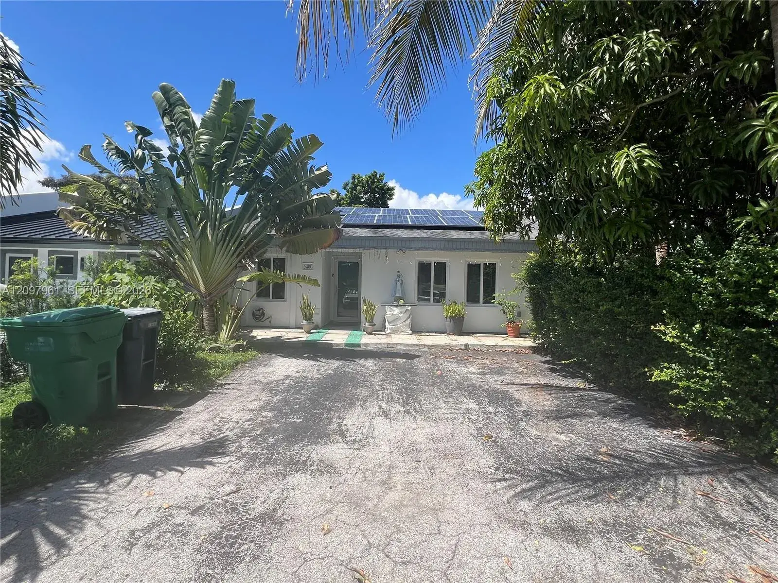 3 bedroom 1 bath Residential for sale at 5400 SW 140th Pl, Miami FL 33175