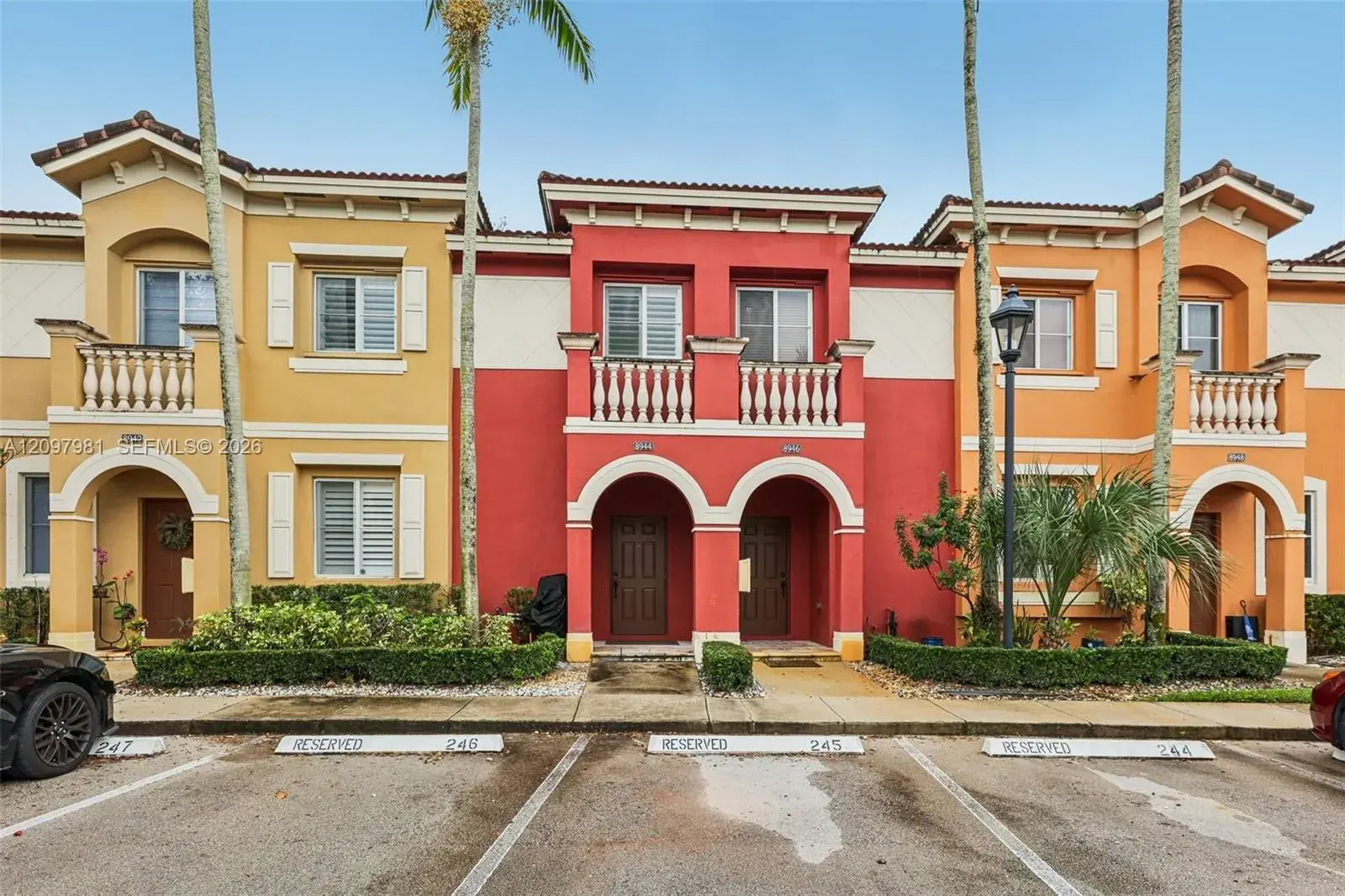 3 bedroom 2 bath Residential for sale at 8944 SW 19th St # 907, Miramar FL 33025