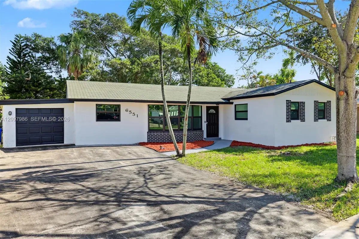 6551 NW 8th Ct, Margate FL 33063