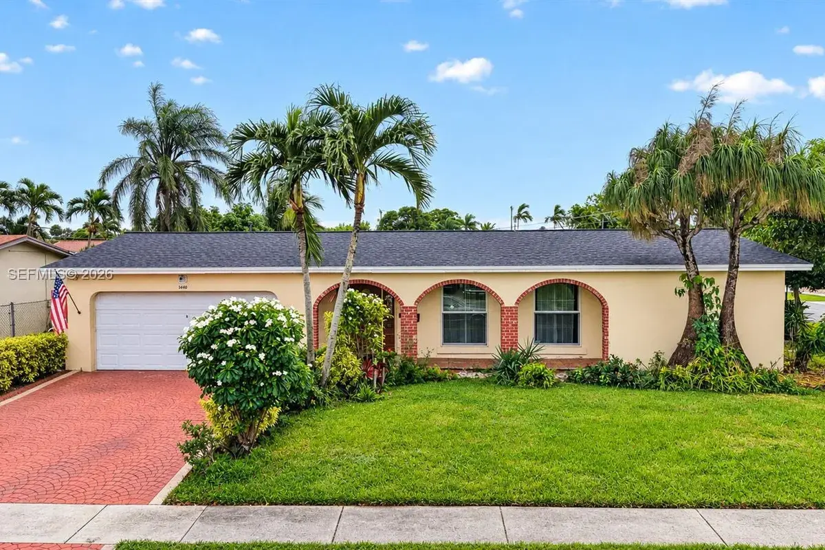 8480 NW 24th Ct, Sunrise FL 33322