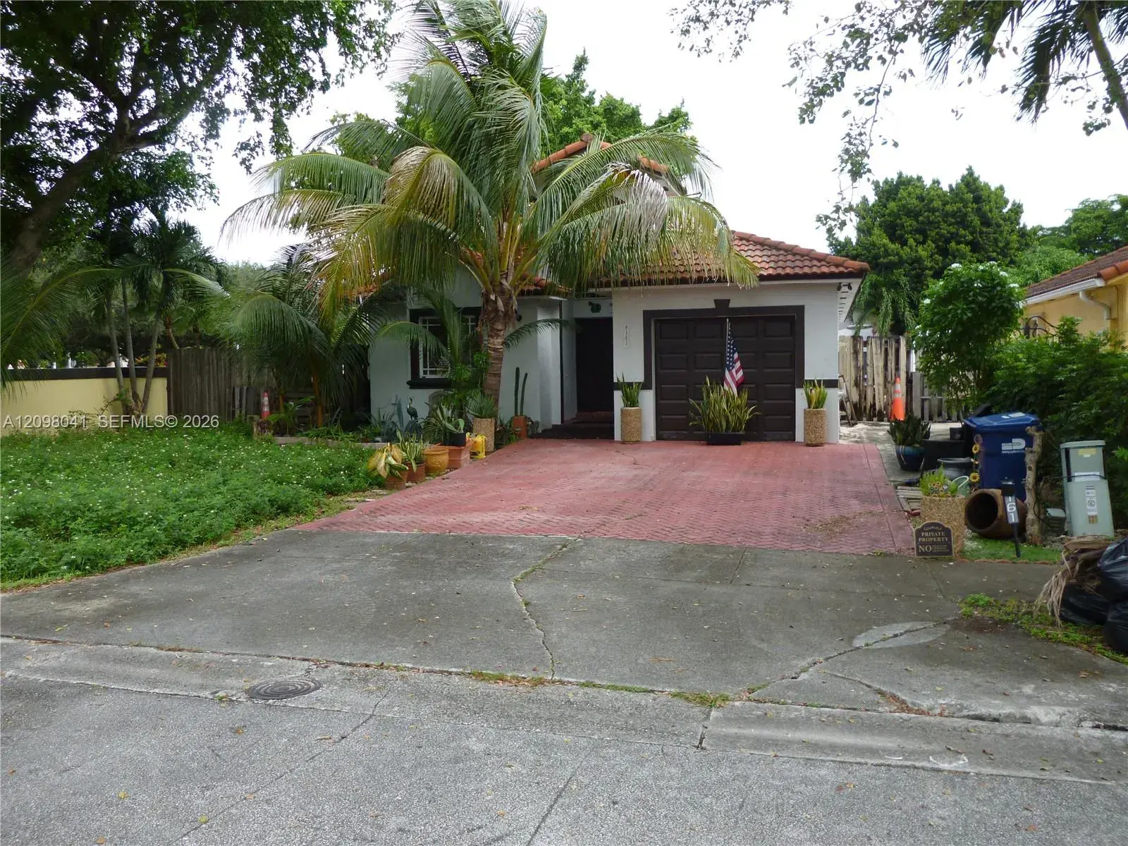 3 bedroom 2 bath Residential for sale at 8161 NW 186th Ter, Hialeah FL 33015
