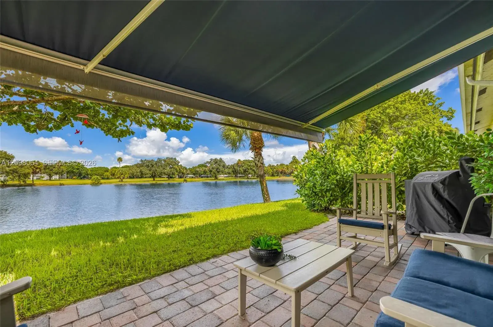2 bedroom 2 bath Residential for sale at 4107 Carriage Dr # K1, Pompano Beach FL 33069