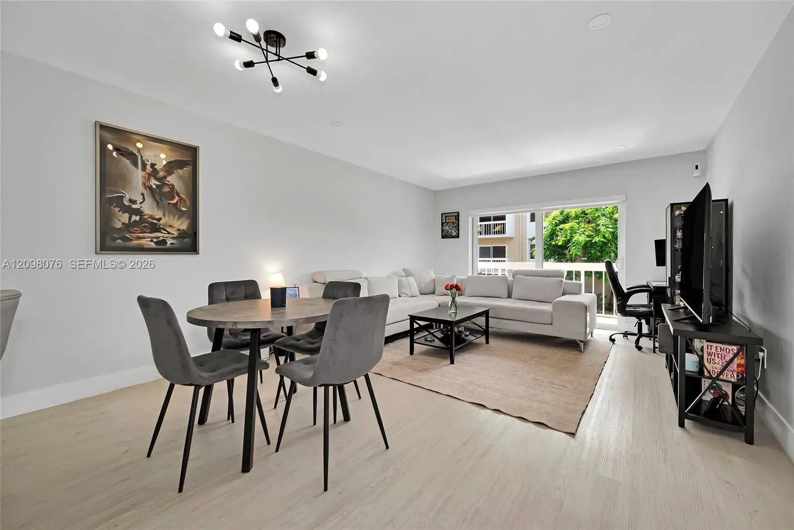 7845 Camino Real # 212, Miami FL 33143