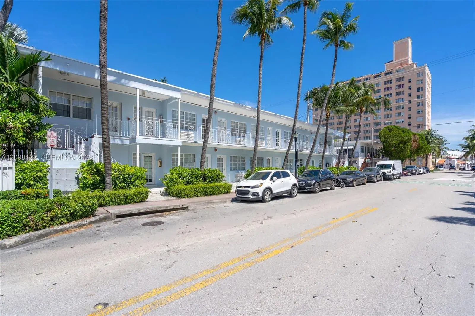 1 bath Residential for sale at 635 8th St # 205, Miami Beach FL 33139