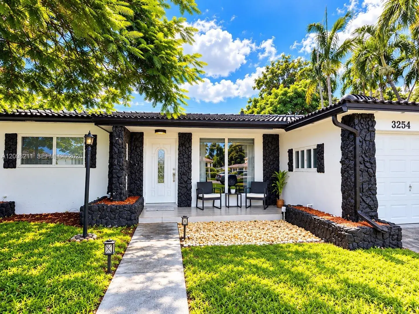 4 bedroom 3 bath Residential for sale at 3254 Lincoln St, Hollywood FL 33021