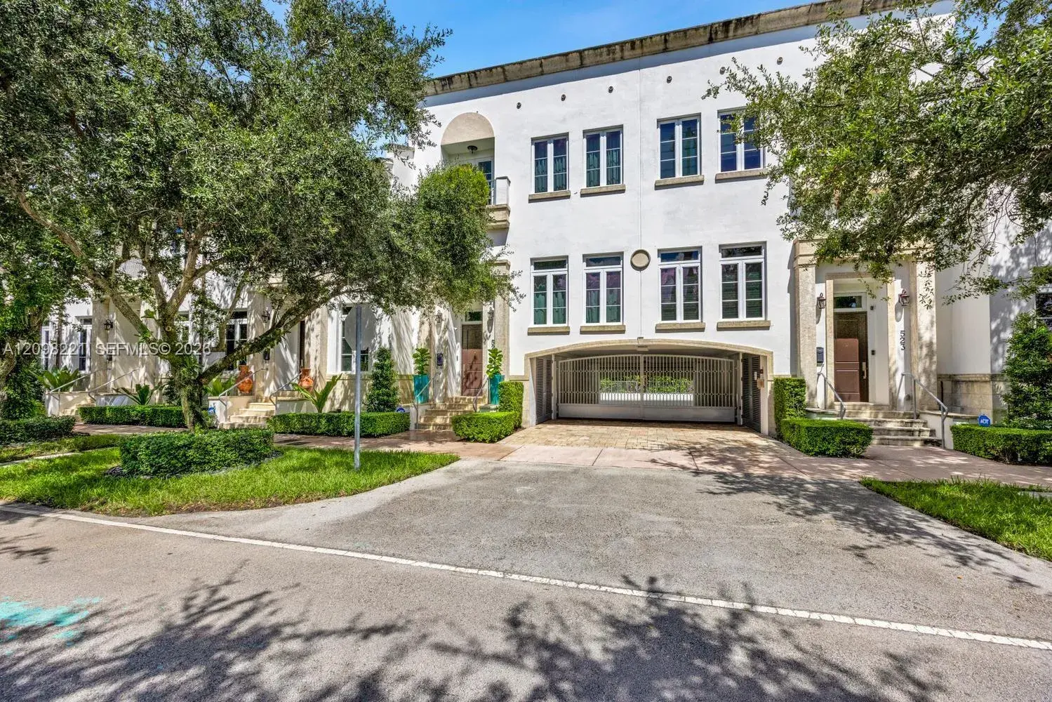 525 Anastasia Ave # 525, Coral Gables FL 33134