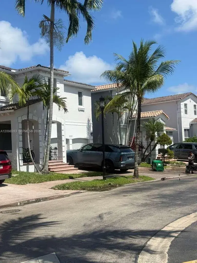 4 bedroom 3 bath Residential for sale at 21227 NE 31st Pl, Aventura FL 33180