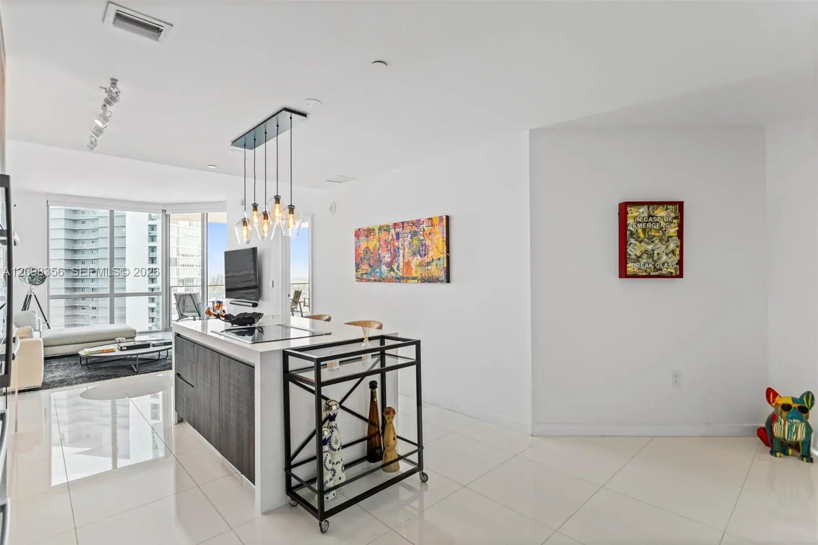 851 NE 1st Ave # 3707, Miami FL 33132