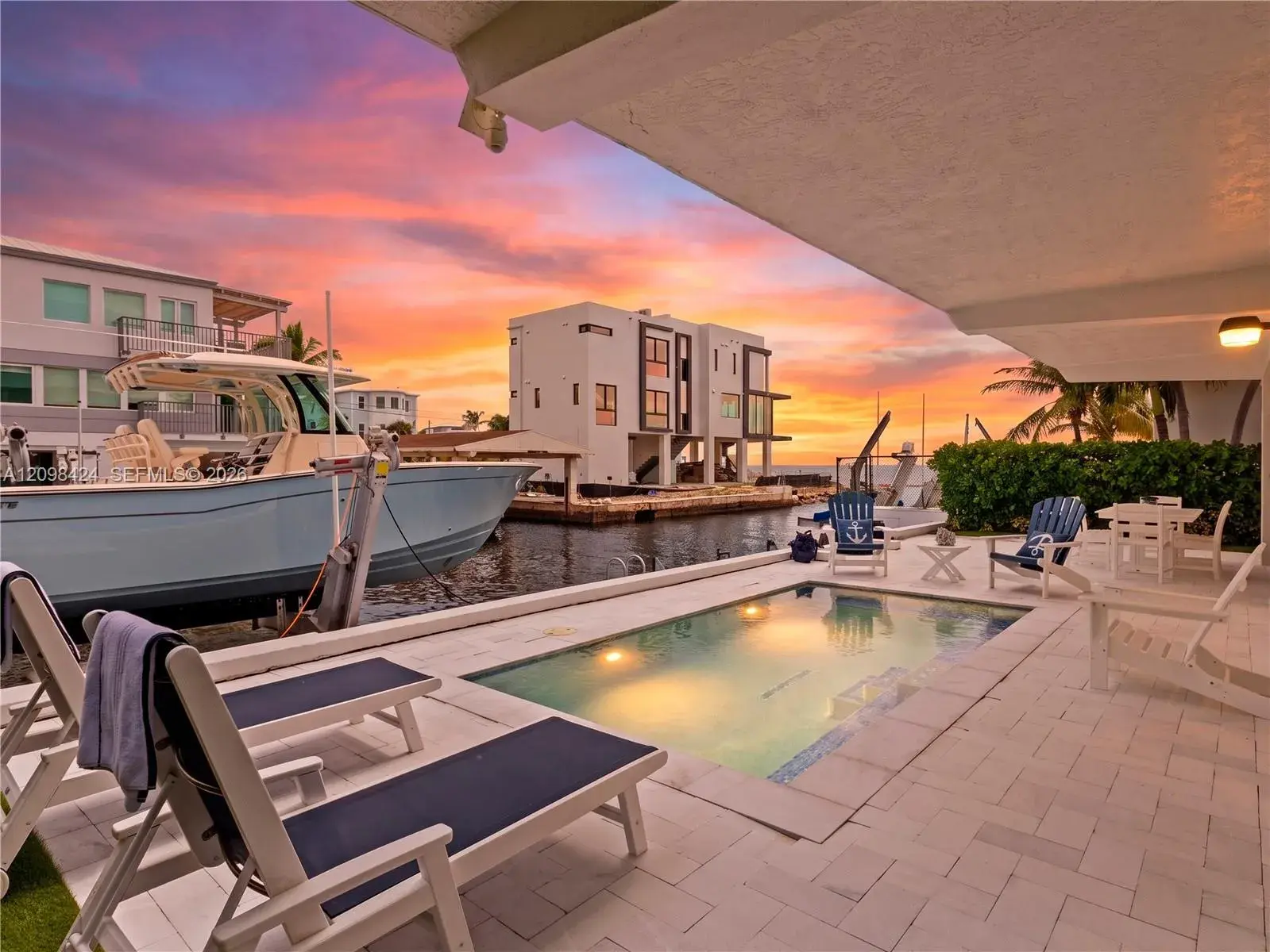 3 bedroom 3 bath Residential for sale at 607 Cuda Ln, Key Largo FL 33037