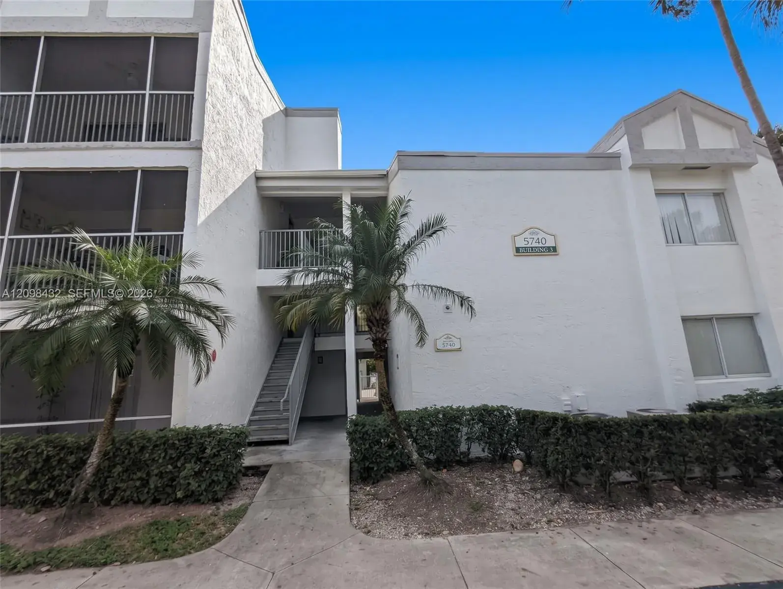 1 bedroom 1 bath Residential for sale at 5740 Rock Island Rd # 287, Tamarac FL 33319