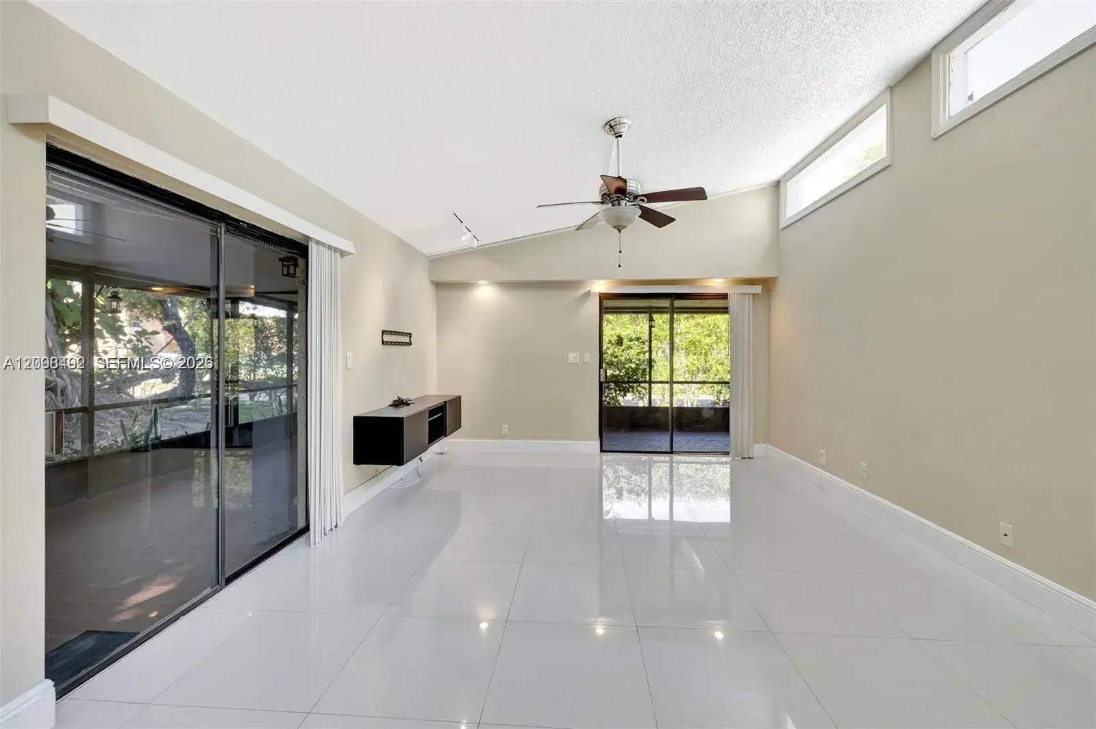 5701 Swordfish Cir, Tamarac FL 33319