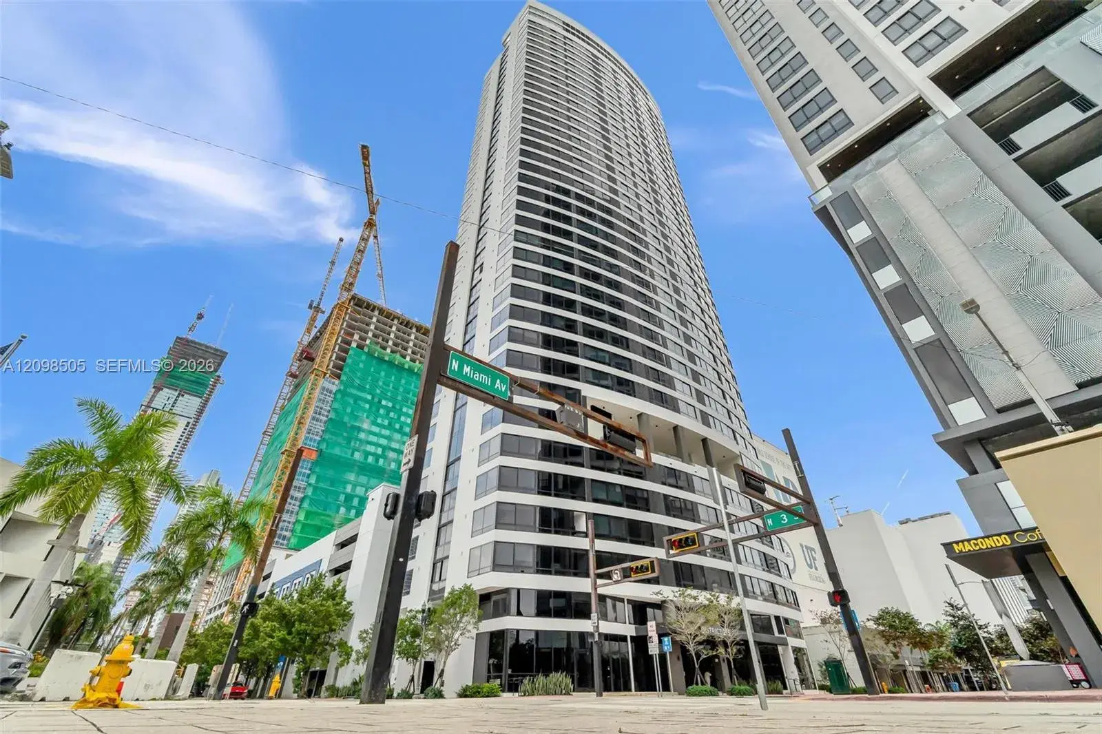 1 bath Residential for sale at 225 N Miami Ave # 2208, Miami FL 33128