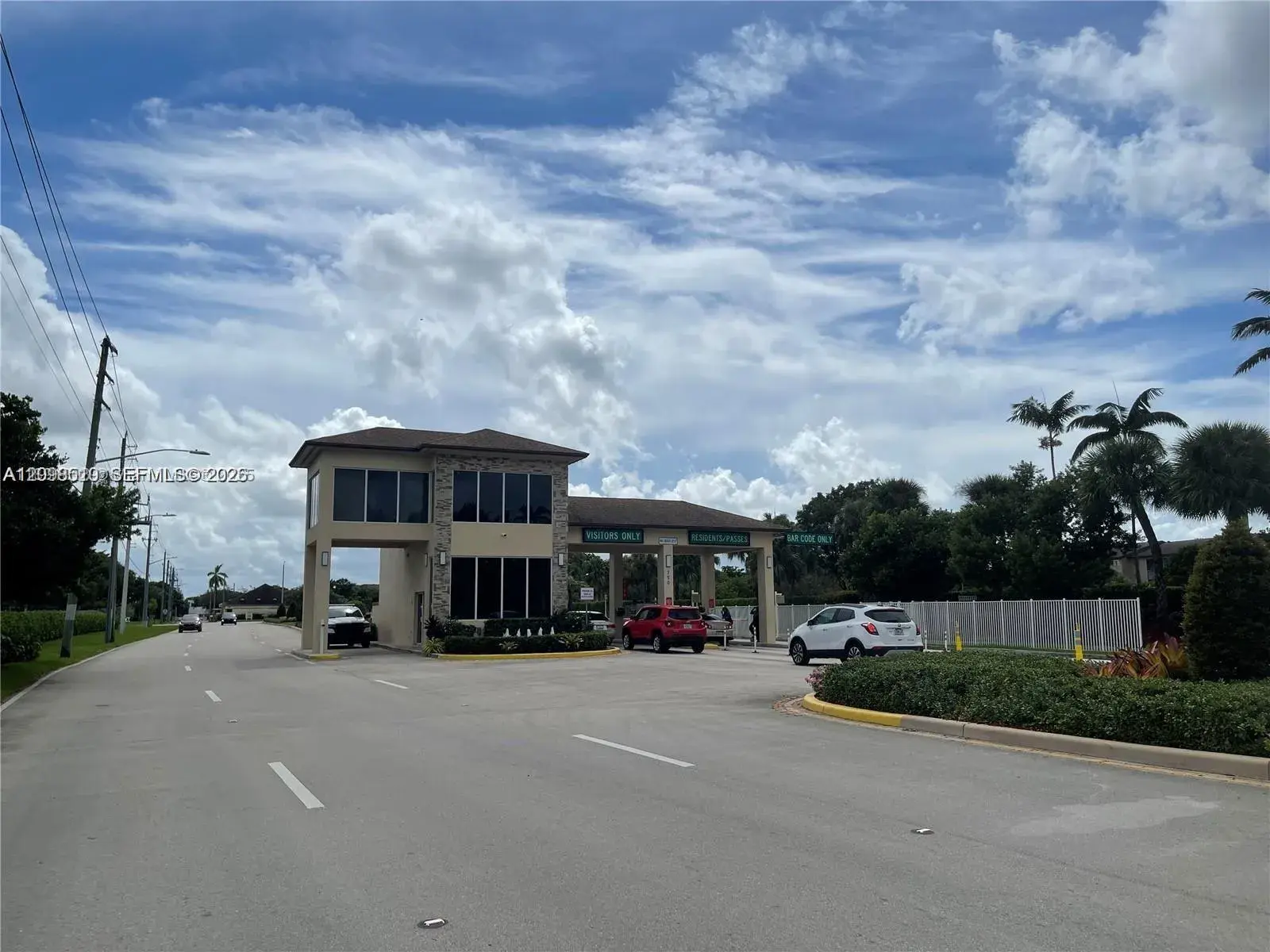800 SW 142nd Ave # 104N, Pembroke Pines FL 33027