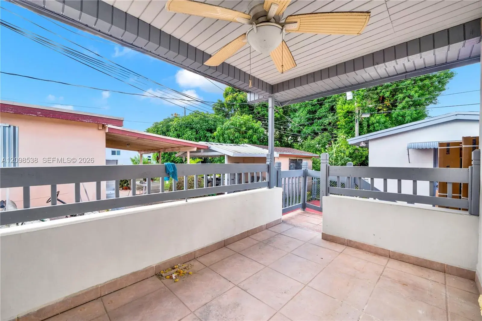 951 W 30th St, Hialeah FL 33012
