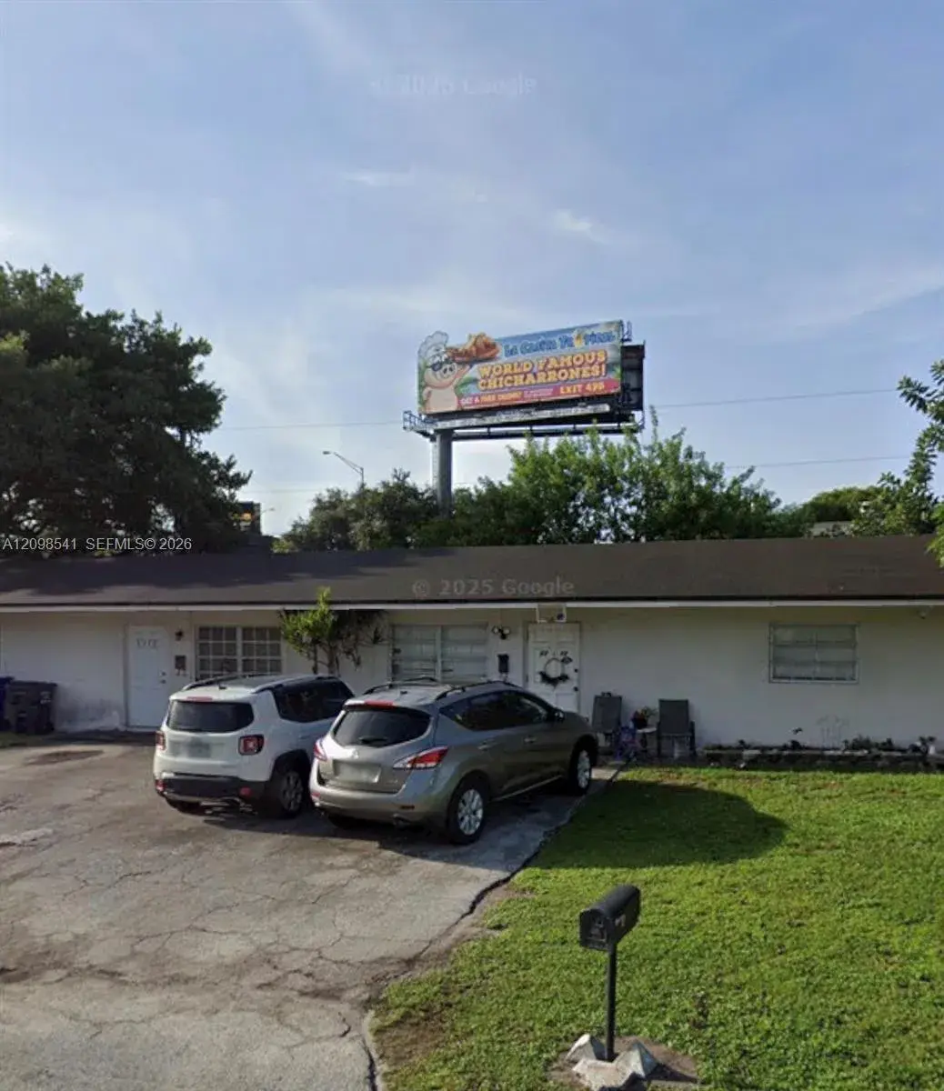 Residential Income for sale at 6230 Grant St, Hollywood FL 33024