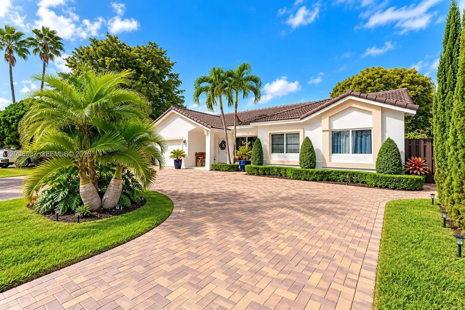 4 bedroom 2 bath Residential for sale at 15325 SW 54th Ter, Miami FL 33185