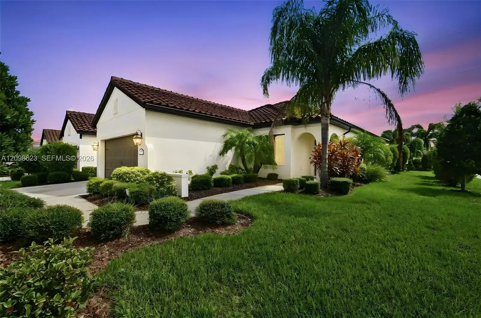 3 bedroom 2 bath Residential for sale at 3723 Azurite Way, Bradenton FL 34211