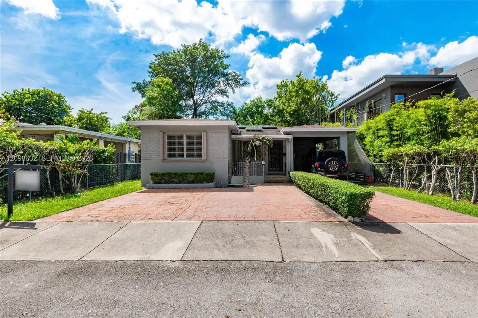 3 bedroom 2 bath Residential for sale at 3530 Oak Ave, Miami FL 33133
