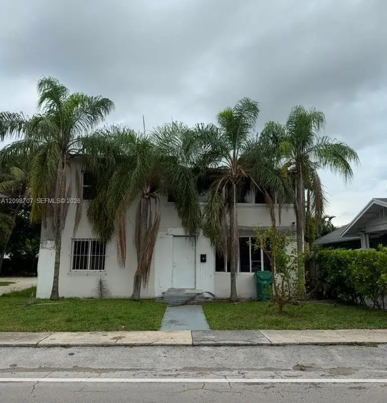 524 NE 71st St, Miami FL 33138