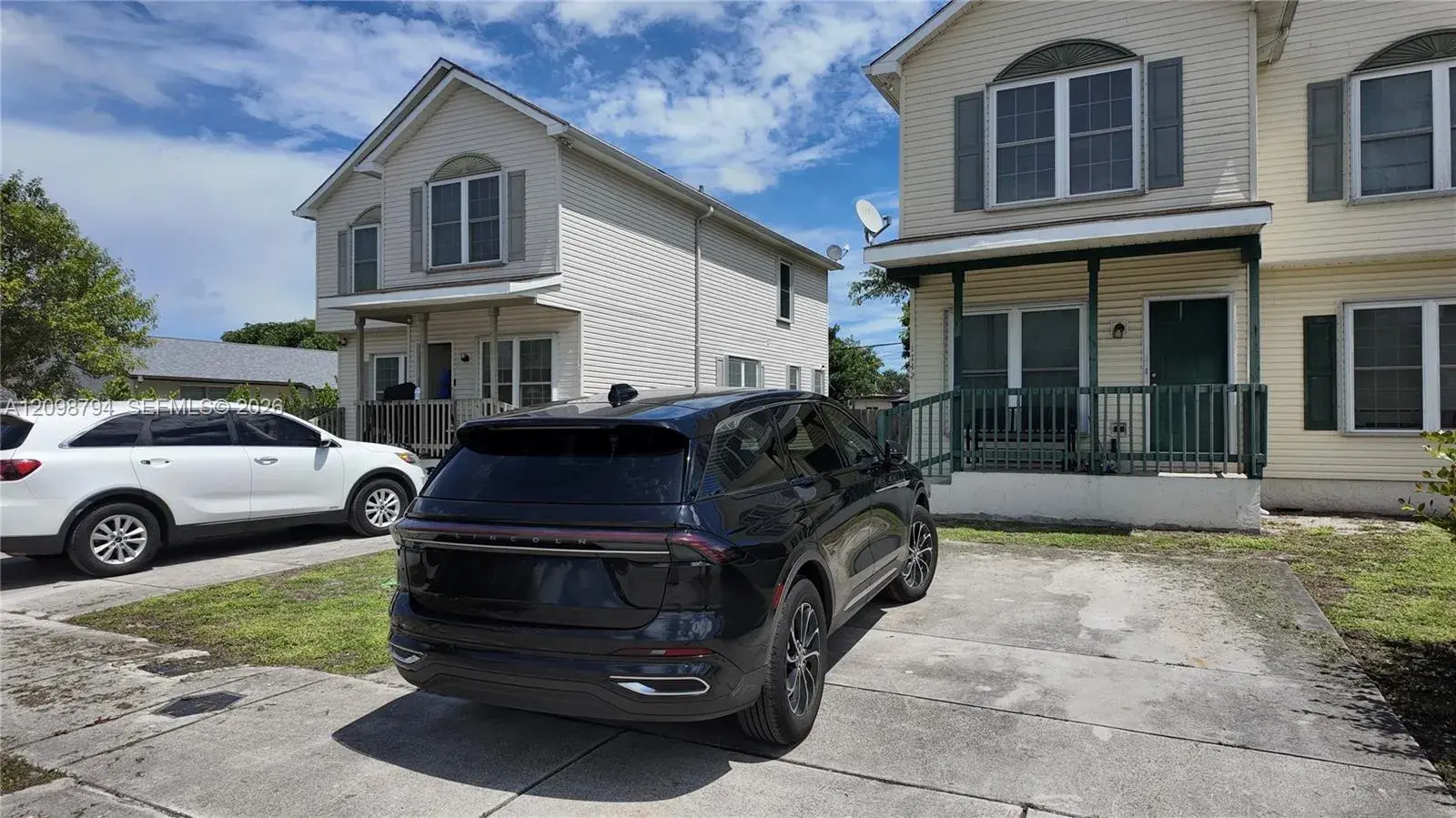 Residential Income for sale at 1738 SW 44th Ter, Fort Lauderdale FL 33317