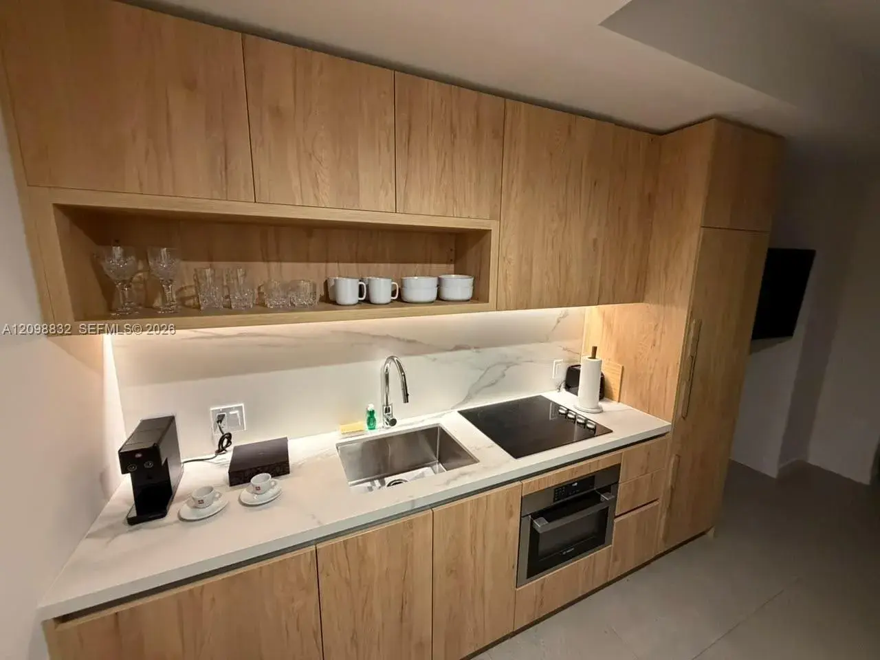 1 bath Residential for sale at 11 NE 6th St # 406, Miami FL 33132