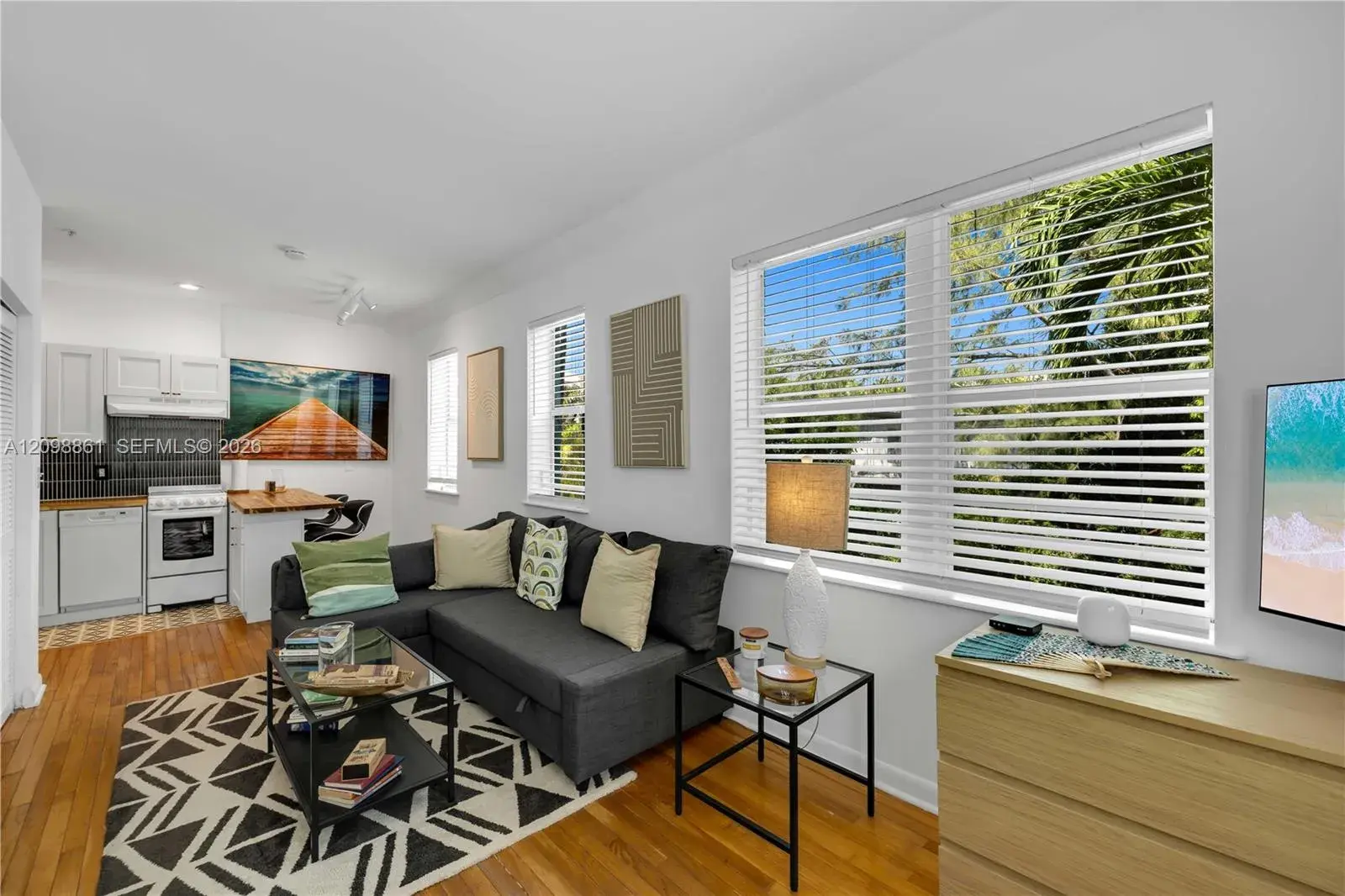 1 bath Residential for sale at 1521 Lenox Ave # 209, Miami Beach FL 33139