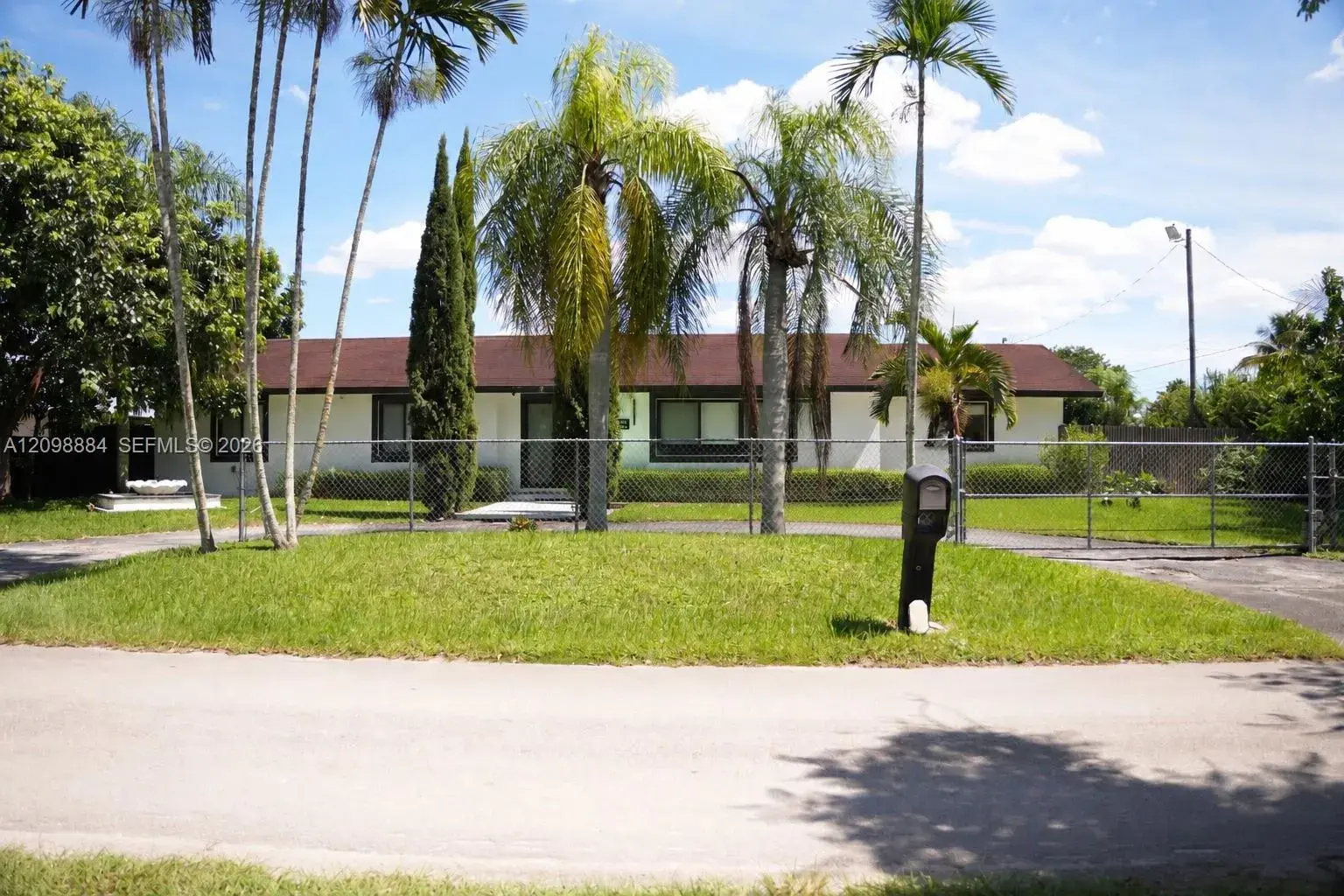 17475 SW 182nd Ave, Miami FL 33187