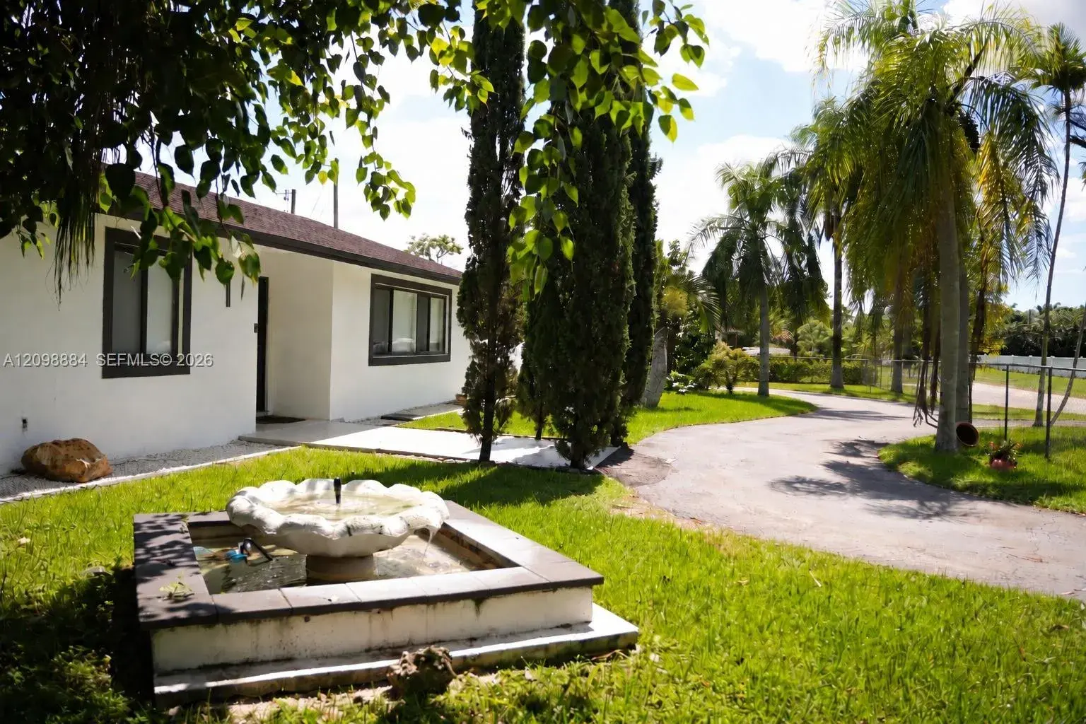 17475 SW 182nd Ave, Miami FL 33187