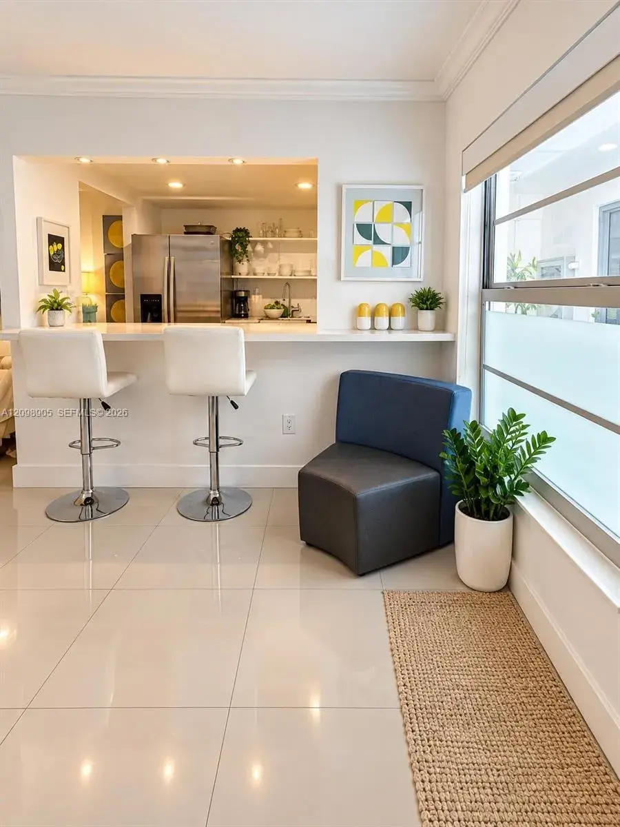 1 bedroom 1 bath Residential for sale at 240 Collins Ave # 2C, Miami Beach FL 33139